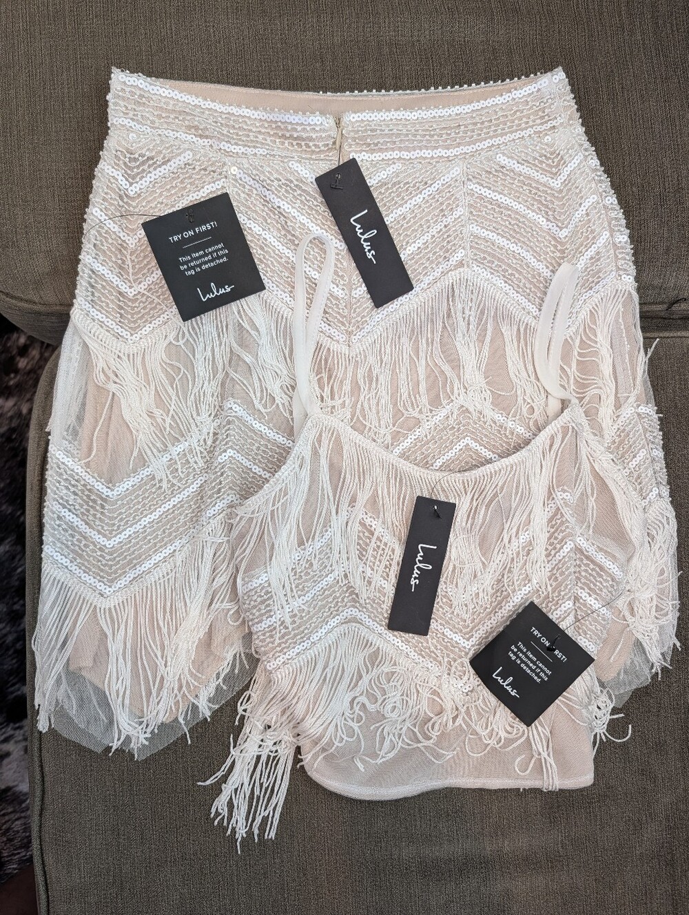 Lulu's NWT White Fringe Chevron Mini Skirt "Soiree Of The Decade" - Picture 7 of 7